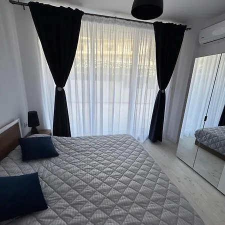 Апартаменты Grand Luxury With Sea View