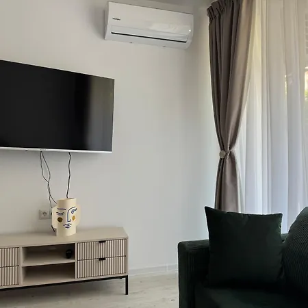 Grand Luxury With Sea View Апартаменты *