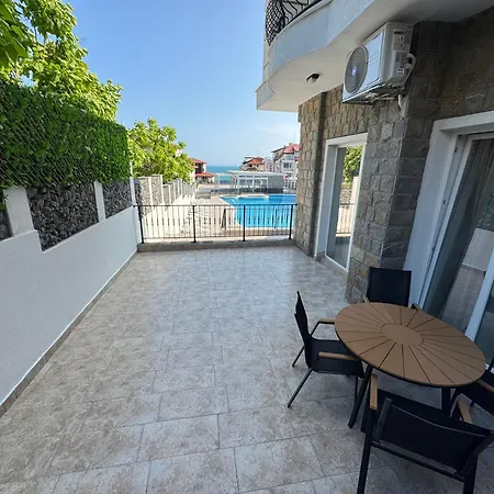 Grand Luxury With Sea View Апартаменты Свети-Влас