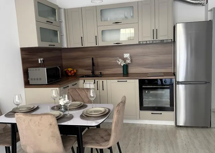 Grand Luxury With Sea View Apartament